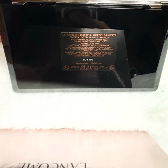 🌷3/$40 NIB Lancôme’s Rose Gold 12 Eyeshadow Makeup Palette - Picture 6 of 10